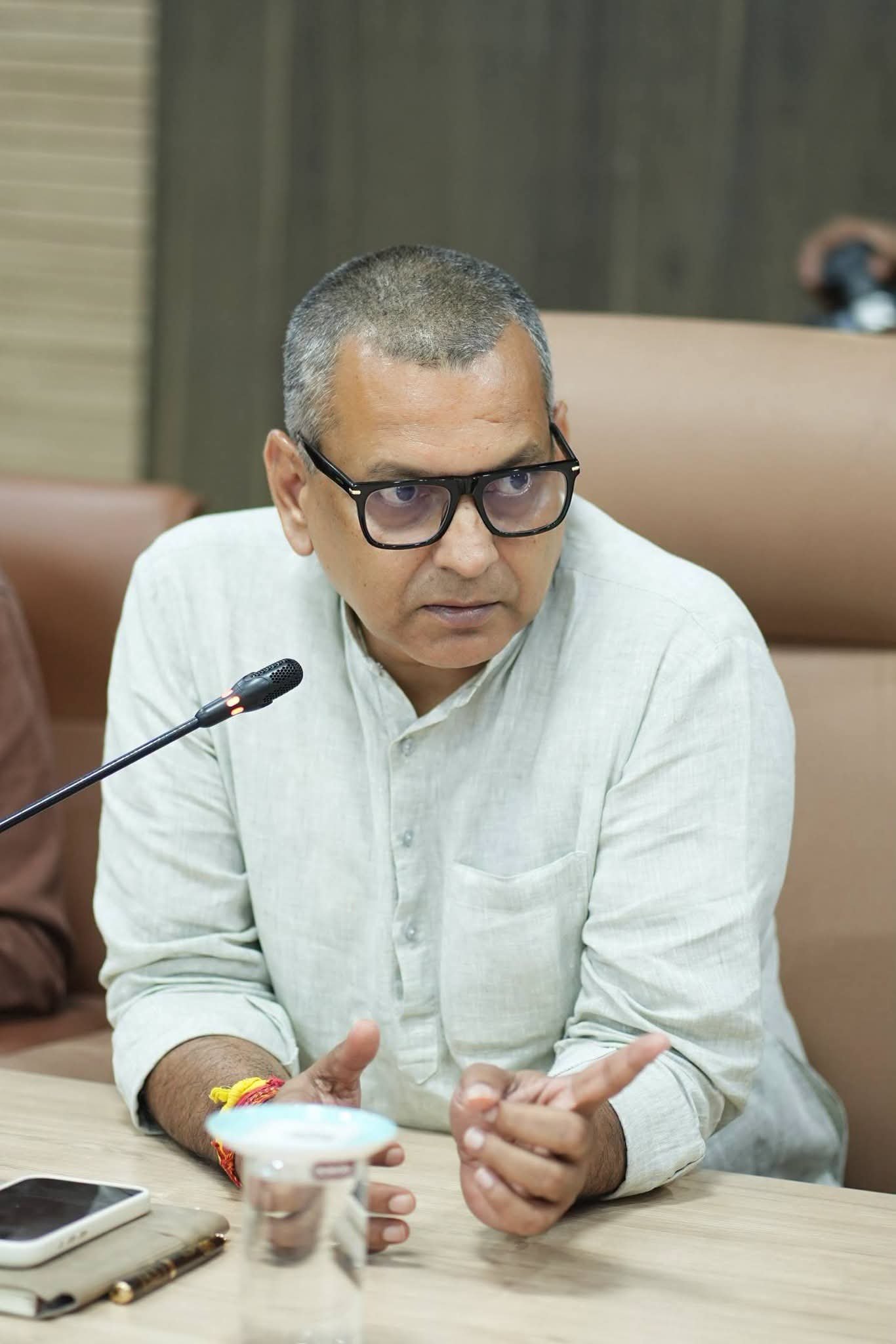 শিলচরের তিন গুরুত্বপূর্ণ সড়ক প্রকল্পে গতি আনতে কড়া নির্দেশ মন্ত্রী কৌশিক রায়ের;