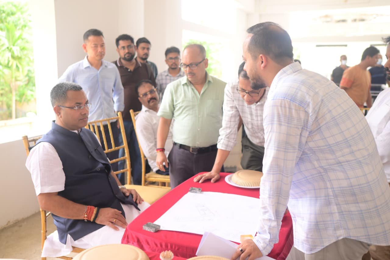 ১৯ আগস্ট রাজ্যের মন্ত্রী কৃষ্ণনেন্দু পাল একাধিক কার্যক্রমে অংশ নেন।