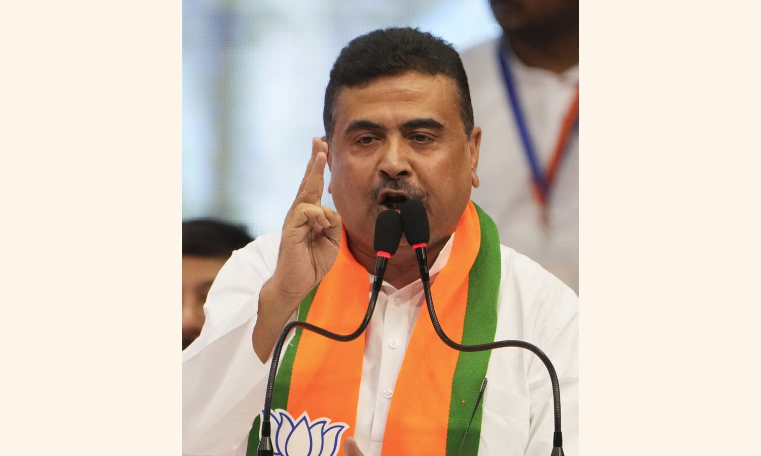 পশ্চিমবঙ্গের মুখ্যমন্ত্রীর বন্দেমাতরম নিয়ে বিদ্যালয়ের দায়িত্ব সম্পর্কে উচ্চ বার্তা প্রকাশ করলেন